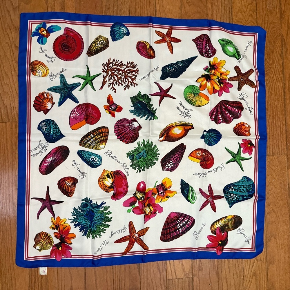 Colorful Seashell Print Scarf